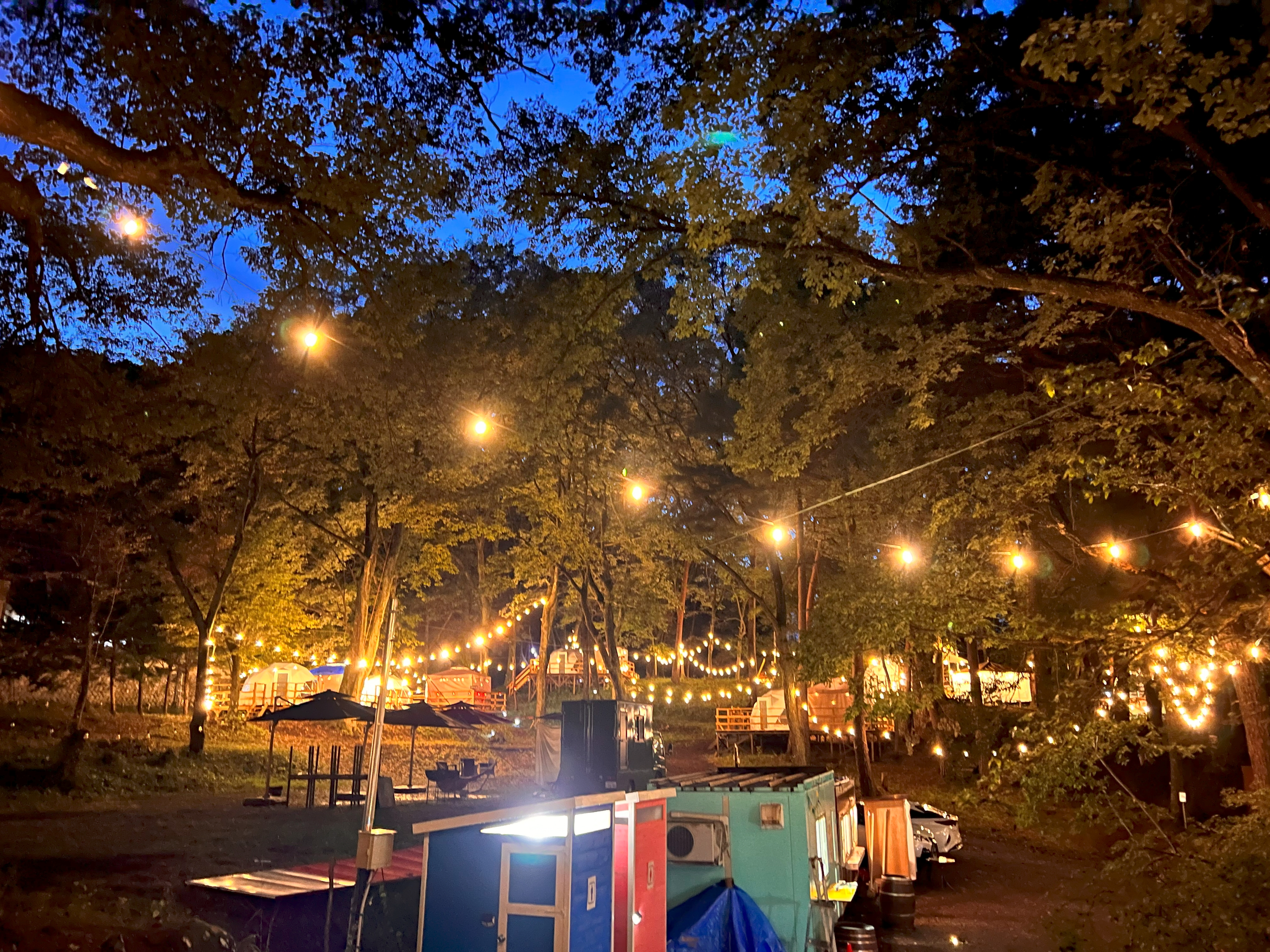 GLAMPING BASE enCamp